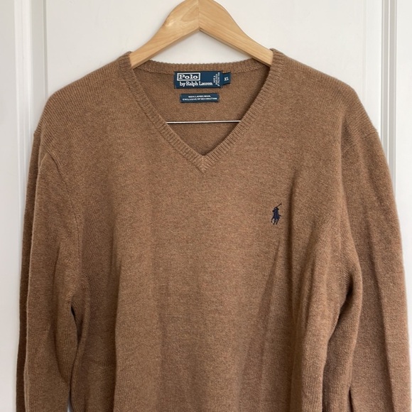 Polo by Ralph Lauren Men's 100% Lambs Wool V-neck Sweater Brown XL - Picture 2 of 5